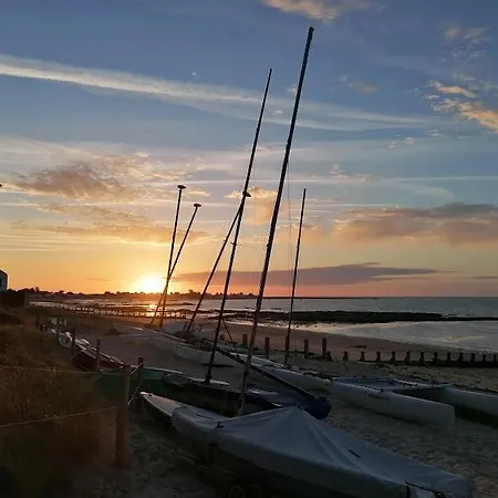 بيت للعطل Jolie Maison De Noirmoutrine *