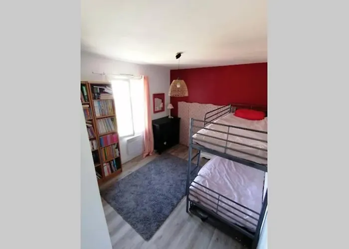 Jolie Maison De Noirmoutrine *