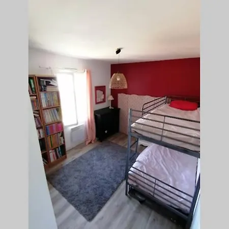 Jolie Maison De Noirmoutrine *