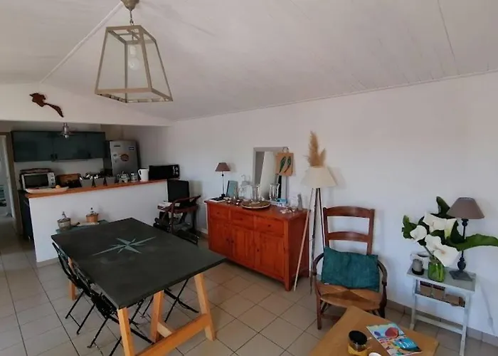 Jolie Maison De Noirmoutrine Semesterbostad